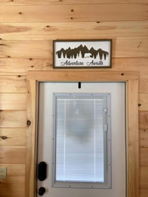 Cozy Bear Mountain Tiny House